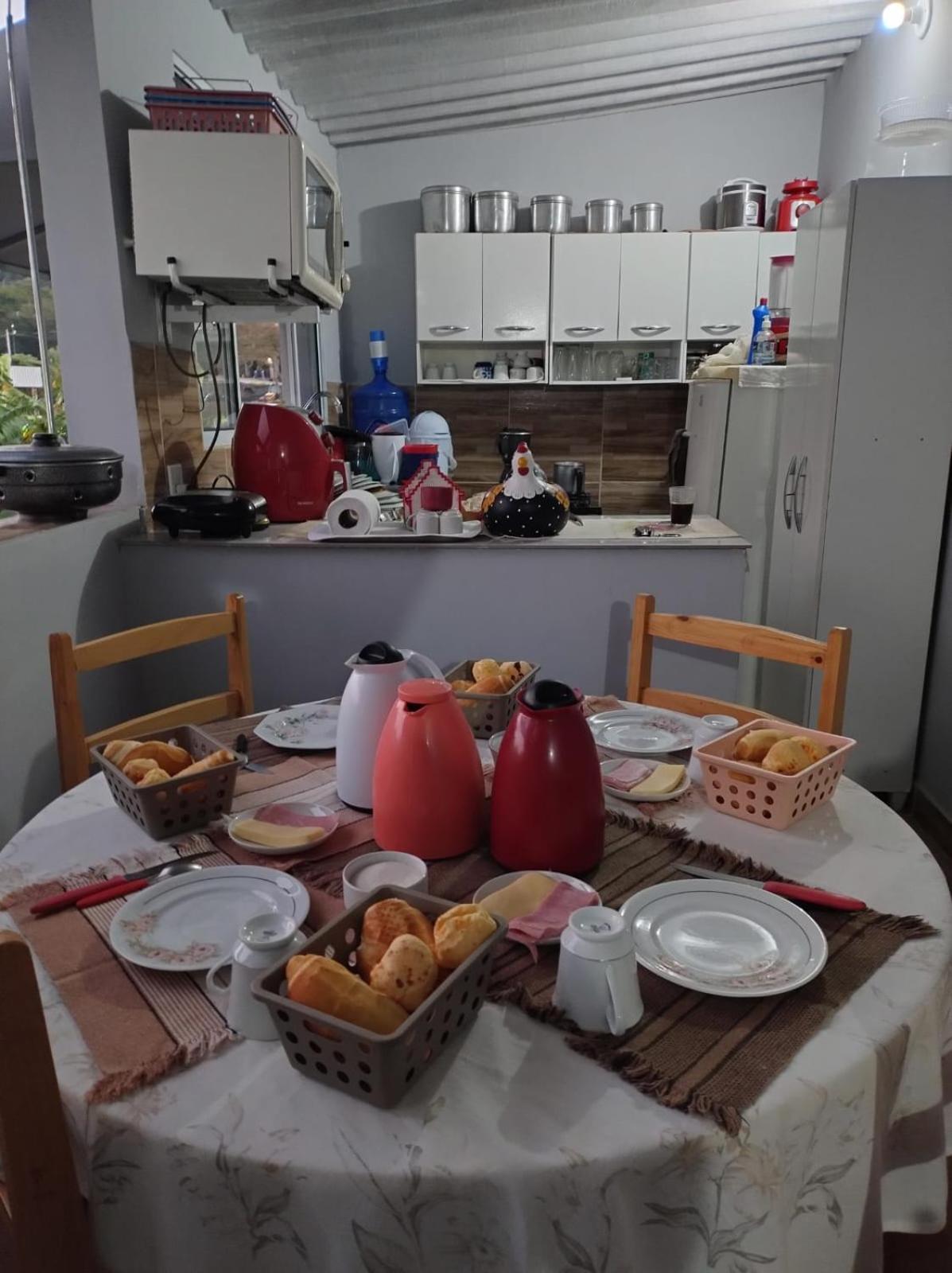 Hospedagem Santo Agostinho Extrema Habitación foto